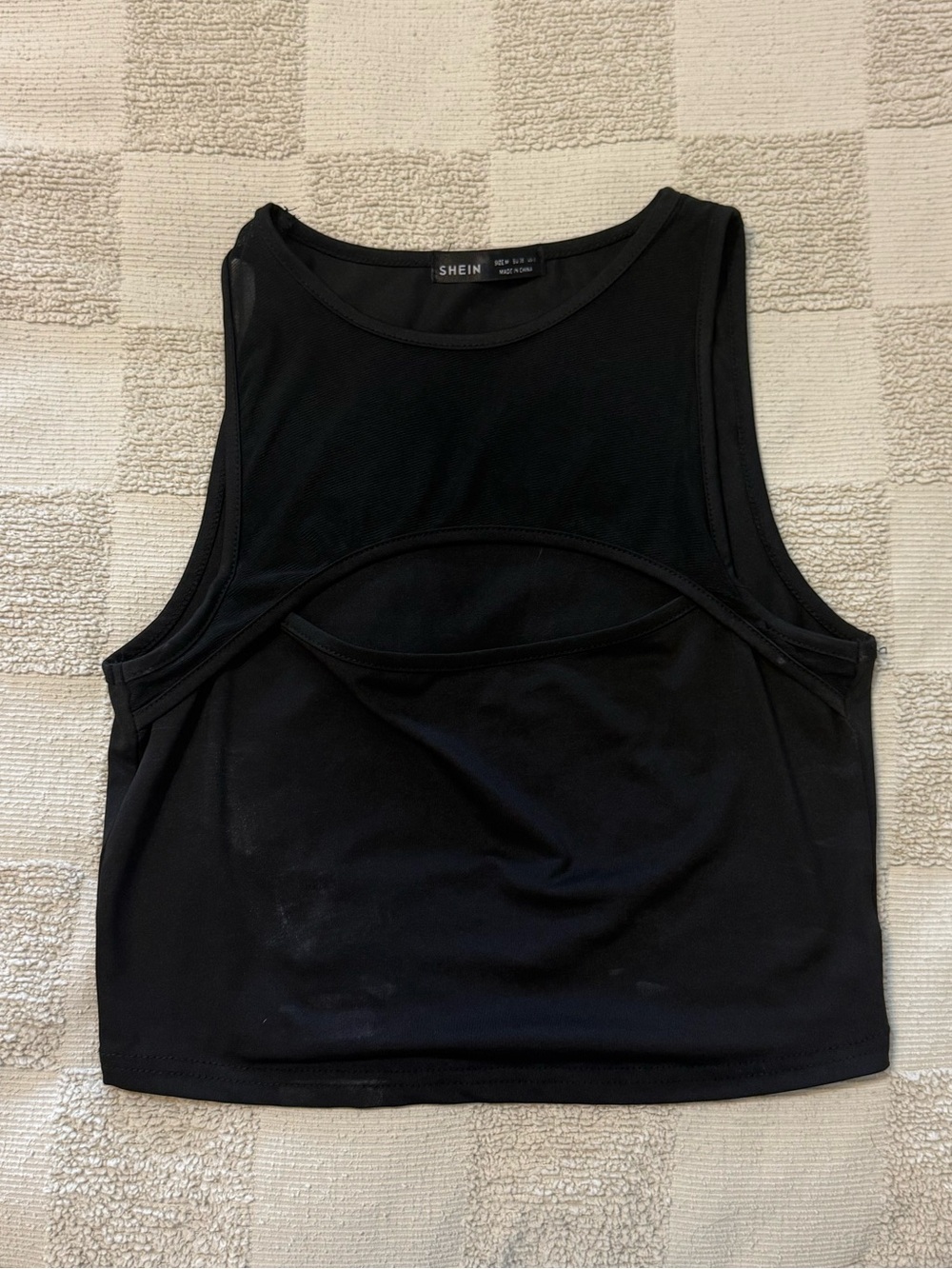 SHEIN Black Front Cutout Tank Crop Top